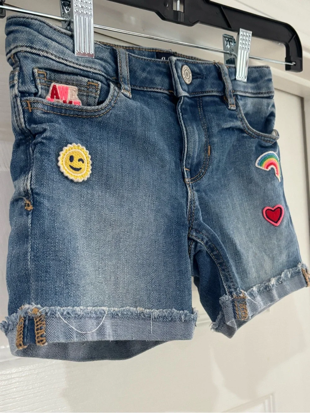 Gap Kids •  Girls Patch Denim Shorts Size 5